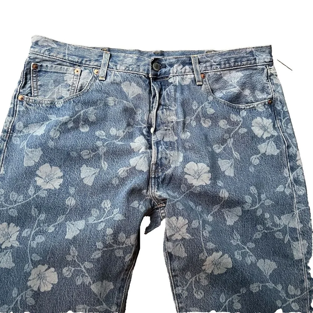 Levis this listing